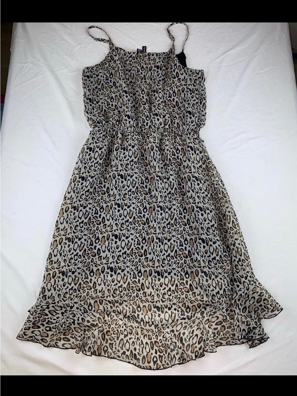 Dress - Picture 6 of 8